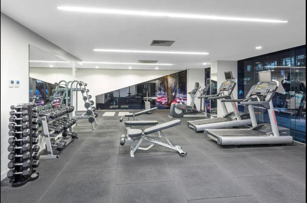 Aura2107, 2 Bedroom Apartment With Balcony, Stunning Yarra River And City Views Melbourne Exterior foto
